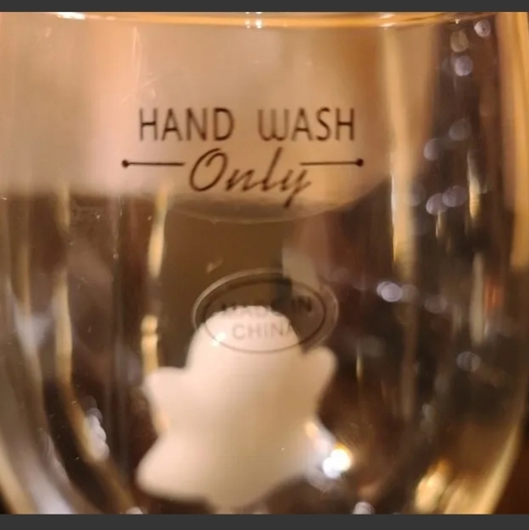 2 FLOATING Smiling GHOST Hand Blown 3D Whimsical HALLOWEEN Stemless WINE GLASSES - Picture 3 of 7